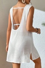 Kadın Beyaz Sırt Detaylı Yırtmaçlı Plaj Elbisesi Pareo – Şık, Rahat ve 4 Mevsim Kullanıma Uygun