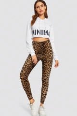 Kadın Leopar Desenli Yüksek Bel Dar Kesim Esnek Tayt – Modern ve Şık Tasarım
