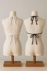 Kadın Siyah ve Beyaz Minimal Kesim Üçgen Bikini Üstü – Modern ve Şık Tasarım