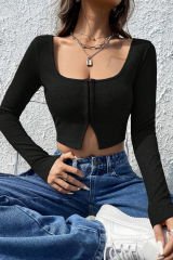 Kadın Siyah Uzun Kollu Agraflı Göğüs ve Göbek Dekolteli Crop Top Bluz – Şık, Rahat ve Kolay Kombinlenebilir