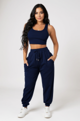 Kadın Lacivert Kaşkorse Cepli Jogger Eşofman Altı ve Crop Top Bluz – Şık, Rahat ve Kolay Kombinlenebilir