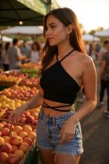 Kadın Siyah Sırtı Açık Boyundan Çapraz Bağlamalı Crop Top Bluz – Şık, Rahat ve Kolay Kombinlenebilir