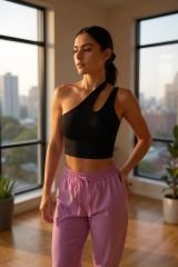 Kadın Siyah Tek Omuz Cut Out Detaylı Crop Top Bluz – Şık, Rahat ve Kolay Kombinlenebilir