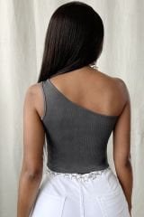 Kadın Koyu Gri Tek Omuz Crop Büstiyer – Modern ve Şık Tasarım