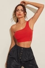 Kadın Kırmızı Tek Omuz Crop Büstiyer – Modern ve Şık Tasarım
