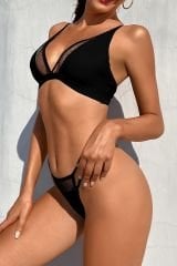 Kadın Siyah File Detaylı Iç Çamaşır Takımı – Modern, Konforlu ve Günlük Kombinlere Uygun