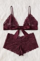 Kadın Bordo Dantelli & Kurdelalı Sütyen Külot Takımı – Modern, Konforlu ve Günlük Kombinlere Uygun