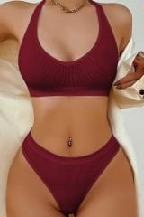 Kadın Bordo Seamless Tanga Sütyen Takım – Modern, Konforlu ve Günlük Kombinlere Uygun