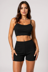 Kadın Siyah Şortlu Kaşkorse Gecelik Takım – Modern, Konforlu ve Günlük Kombinlere Uygun
