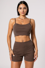 Kadın Kahverengi Şortlu Kaşkorse Gecelik Takım – Modern, Konforlu ve Günlük Kombinlere Uygun