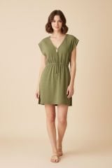 Kadın Haki Yanları Yırtmaçlı Tokalı V Yaka Mini Plaj Elbisesi