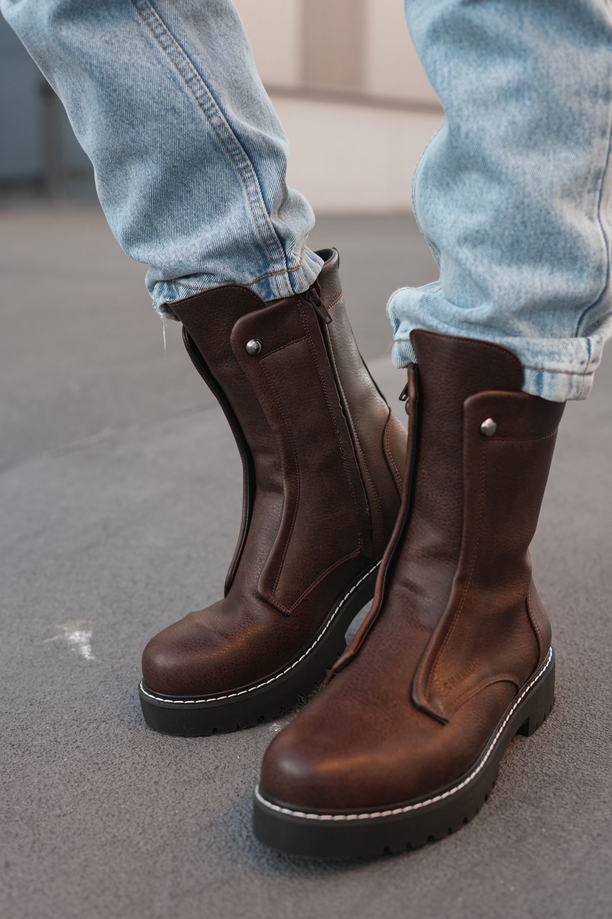 Ch027  Cst Quebec Erkek Bot Kahve