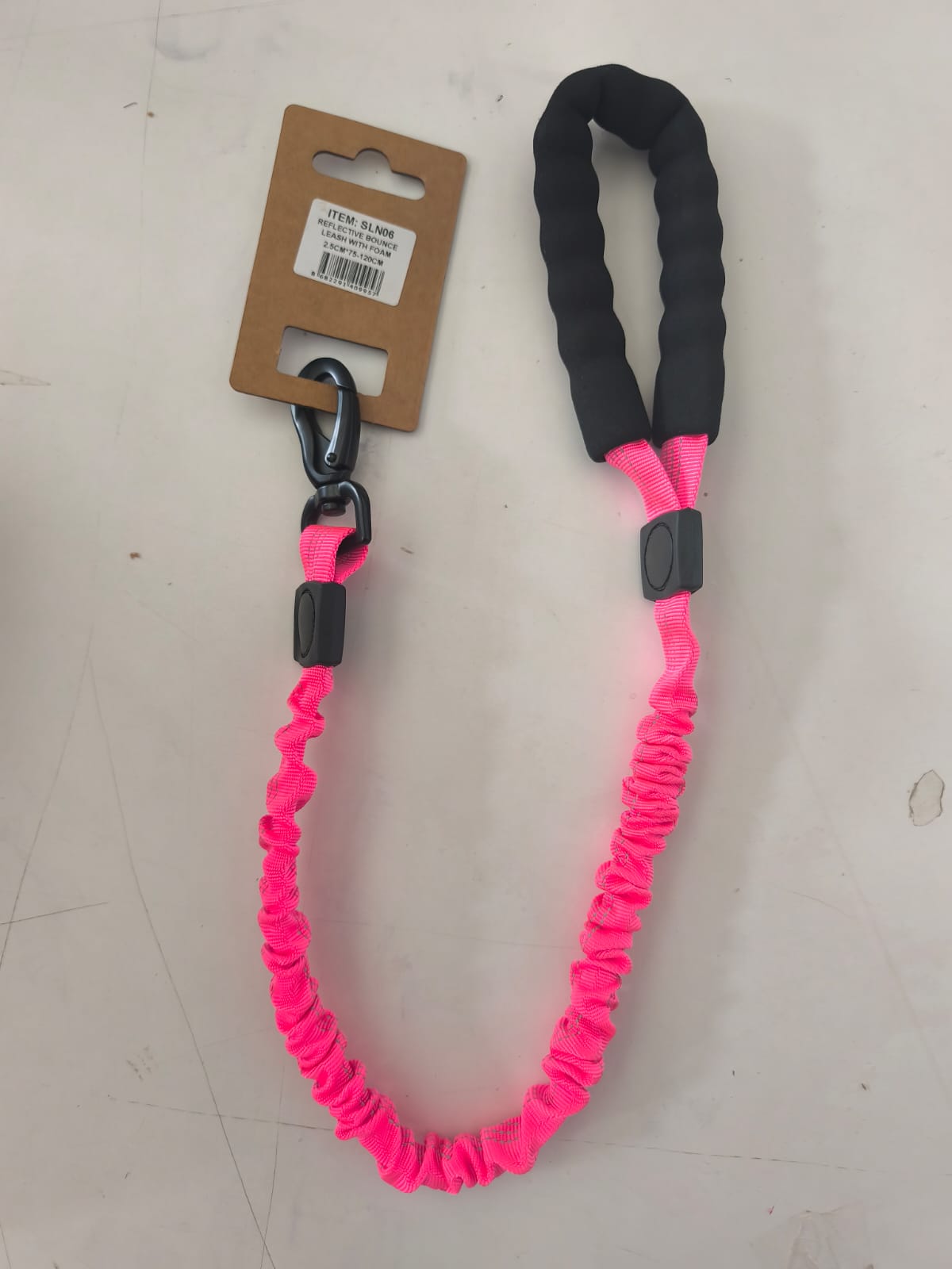 03915 SLN06 REFLECTİVE BOUNCE LEASH WİTH FOAM 2.5 CM 75-120 CM PEMBE