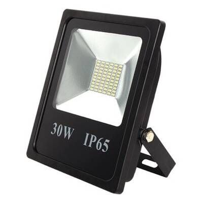  PROJEKTÖR (FLOODLIGHT) 