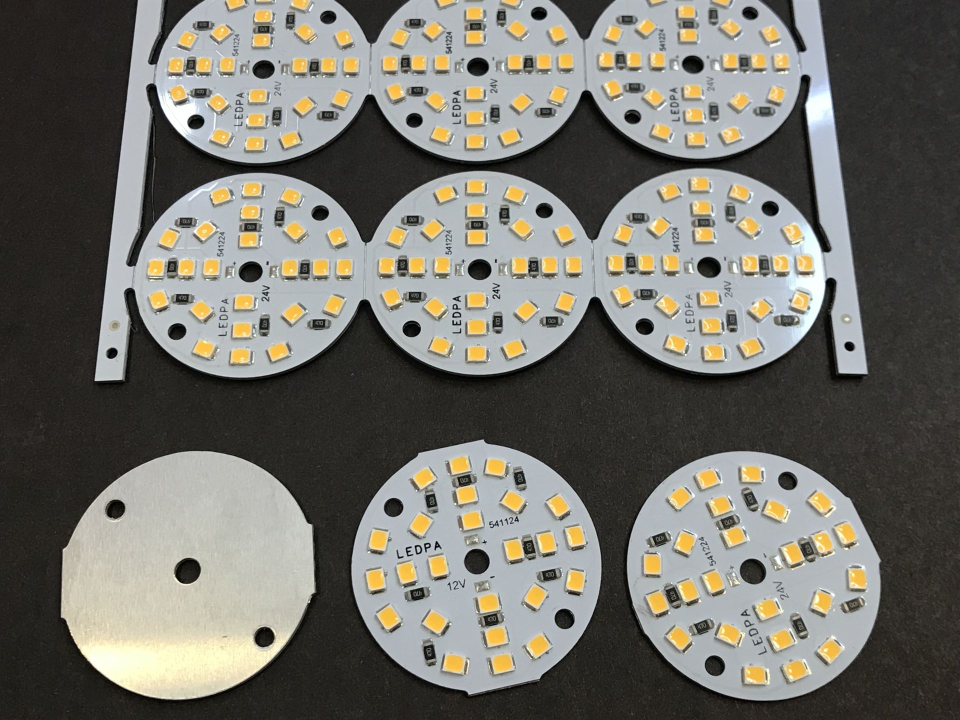 541224 - 24V 5W LED , 24 LEDLİ 3000K GÜN IŞIĞI ÇAP 4CM