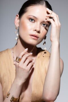 Rosa Pearl Earrings