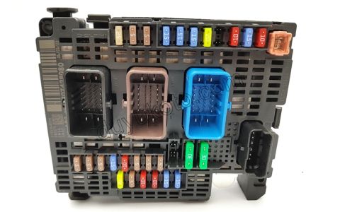 SIGORTA KUTUSU MOTOR ICI BSM C42 DS41 S&S+