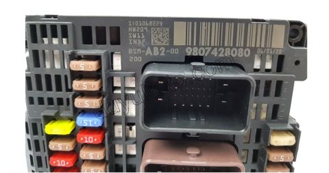 Motor İçi Sigorta Kutusu BSM C42 DS41 S&S+