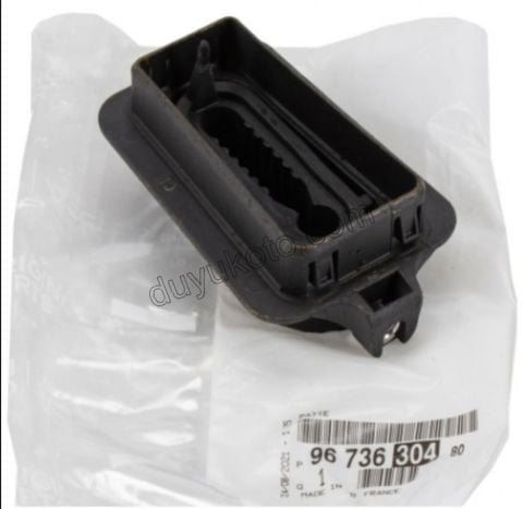 Turbo Radyatörü Alt Bağlantı Ayağı PRT4 P3082