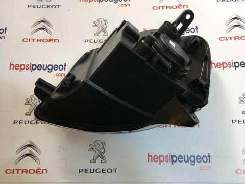 Peugeot Partner Far Sağ (Motorlu) 2003/2009