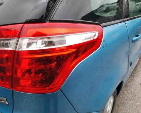 Citroen C4 Picasso Stop Lambası Sağ Dış (Çamurlukta) 2007/2010