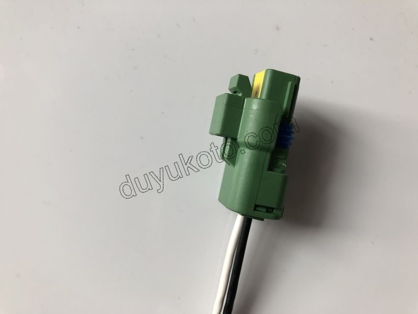 SOKET 2PIN SIGMA KORNA+SIS FARI+YAN SINYAL+EGR SOKET-51-1008