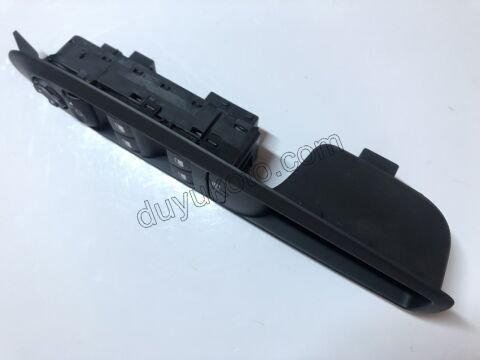 Cam Açma Anahtarı Ön Sol 4LU C42 DS41 8 PIN + 12PIN 96669830ZD