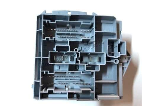 Motor İçi Sigorta Kutusu  BXR3 DCT3 EURO5