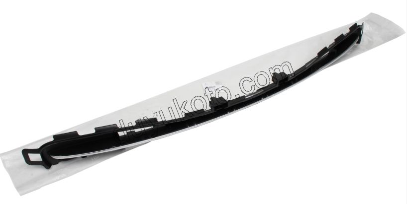 Ön Tampon Izgarası Üst İnce P207MQ 2009>