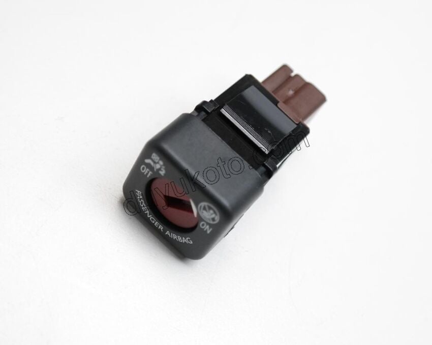Yolcu (Sağ) Hava Yastığı (AIRBAG) Açma/Kapama Anahtarı