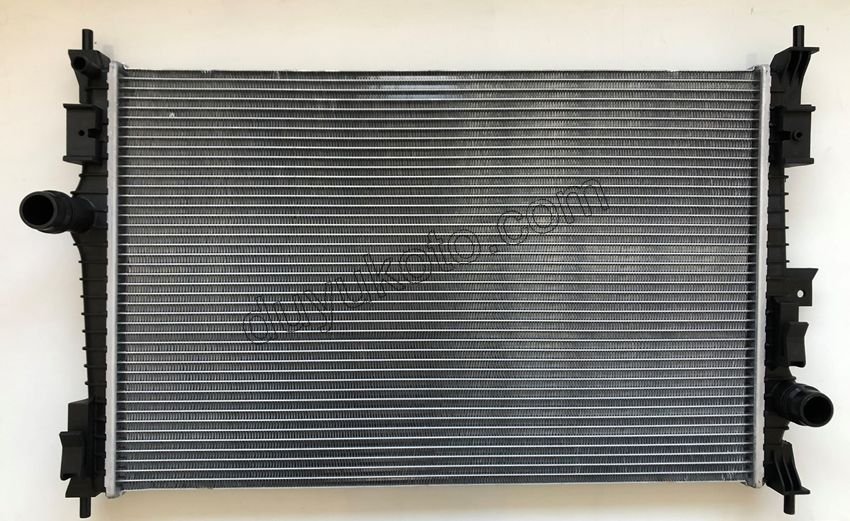 Motor Su Radyatörü P3082 PRT4 1.2VTI 82HP 1.5HDİ Euro6