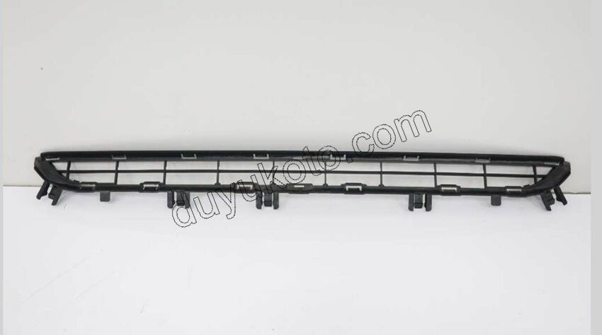 Ön Tampon Kapağı Orta Alt P30081