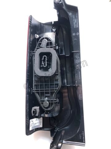 2019> Partner Rifter Berlingo Combo Doblo Proace City Stop Lambası Sağ (Bagaj Kapak Çift)