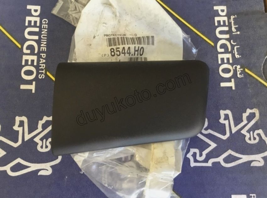 Ön Sağ Çamurluk Süs Çıtası   EM P406 SIYAH SINYAL DELIK YOK