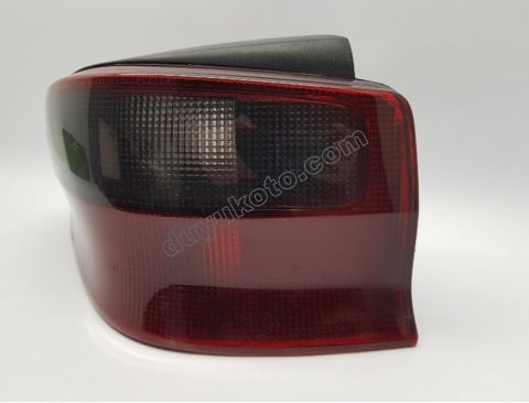 Citroen Saxo Stop Lambası Sağ Füme 1996/1999