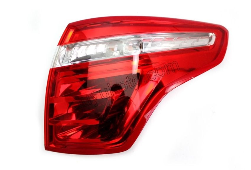 Citroen C4 Picasso Stop Lambası Sağ Dış (Çamurlukta) 2007/2013