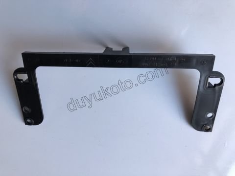 PLASTIK CERCEVE U RADYO CD CALAR TORPIDO GOZU C42 DS41 9670466180