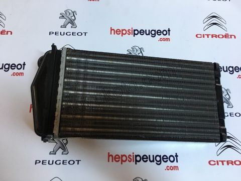 Kalorifer Radyatörü P307 (TIRNAKLI) (BORU