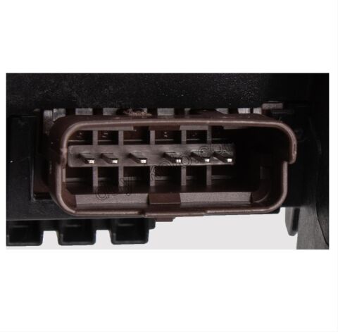 SIGORTA KUTUSU MOTOR ICI P3082 P30082 P50082