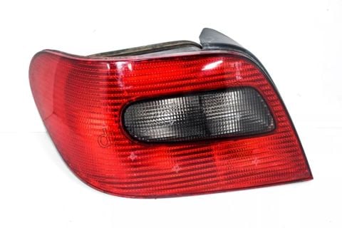 Citroen Xsara  Stop Lambası Sol 1998/2000  (Duysuz)