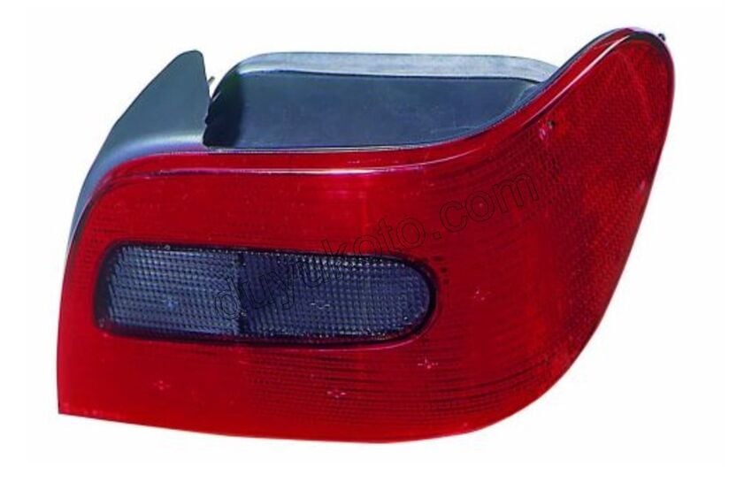 Citroen Xsara  Stop Lambası Sağ 1998/2000 (Duysuz)