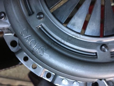 Debriyaj Seti ET3J4 P207 P307