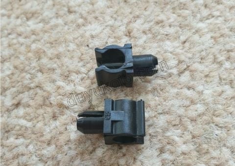 KLIPS KAPUT KOL CAM YIKAYICI BORU KANCASI P207