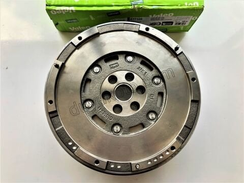 Volantlı Debriyaj Seti KİT 1.6HDİ Euro6 C 1.5HDİ Euro6 ? 6VIT (Manuel Vites)