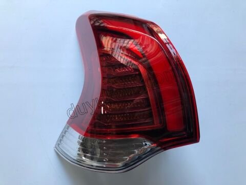 Peugeot 3008 5008 Stop Lambası Sol Dış (Çamurlukta) 2015/2020