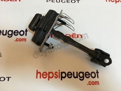 GERGI KAPI ON R / L P3082 T9 2013>