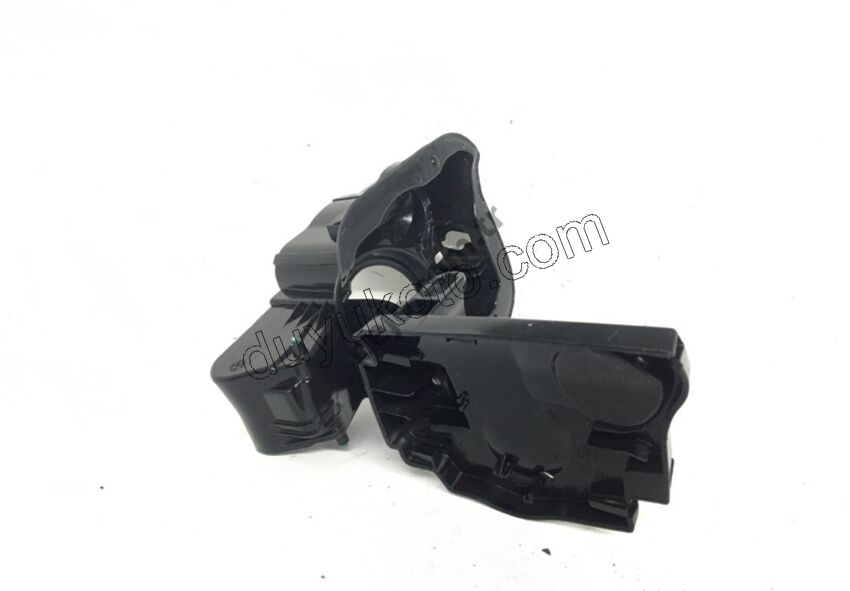 Yakıt Depo Dolum İç Kapak (Bakalit) P301 Adblue Kapak Üstte