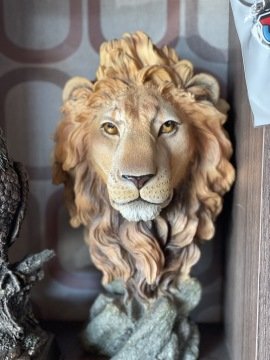 ASLAN BÜST BİBLO