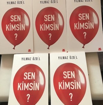 Yılmaz Özdil - Sen Kimsin  Kitabı