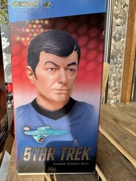 SIDESHOW-STAR TREK-DR MC COY LIMITED EDITION BUST FIGURE